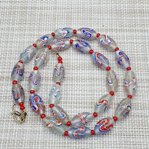 Vintage Venetian Style Floral & Venetian Whiteheart Glass Beaded Necklace