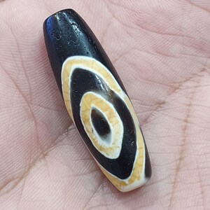 Vintage 1 Eye Unique Pattern Tibetan Agate Dzi Bead Amulet