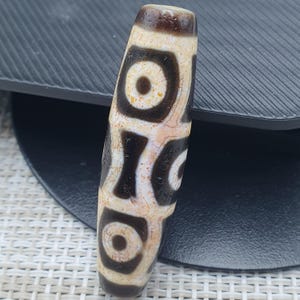 Vintage 6 Eyes Tibetan Agate Dzi Bead Amulet