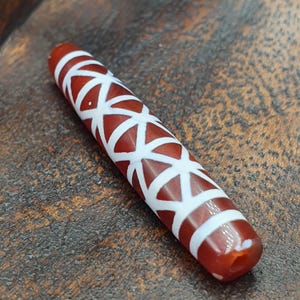 Himalyan Tibetan Vintage Etched Carnelian Agate Bead