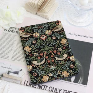 Strawberry Thief Kindle Case,Custom Cover for Paperwhite 1/2/3/4,Kindle 2022/2024,Auto Sleep/Wake,Kindle Paperwhite Case,Gift for Her
