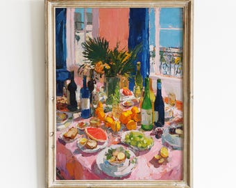 以下が含まれることがあります： 食事のためにテーブルがセットされた額入りの絵画。テーブルはピンク色のテーブルクロスで覆われ、ワインボトル、果物、料理の皿、花瓶が特徴です。背景には、景色を望む窓があります。