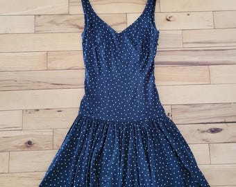 Vintage Laura Ashley prickig bomullsklänning storlek 8 tillverkad i Storbritannien