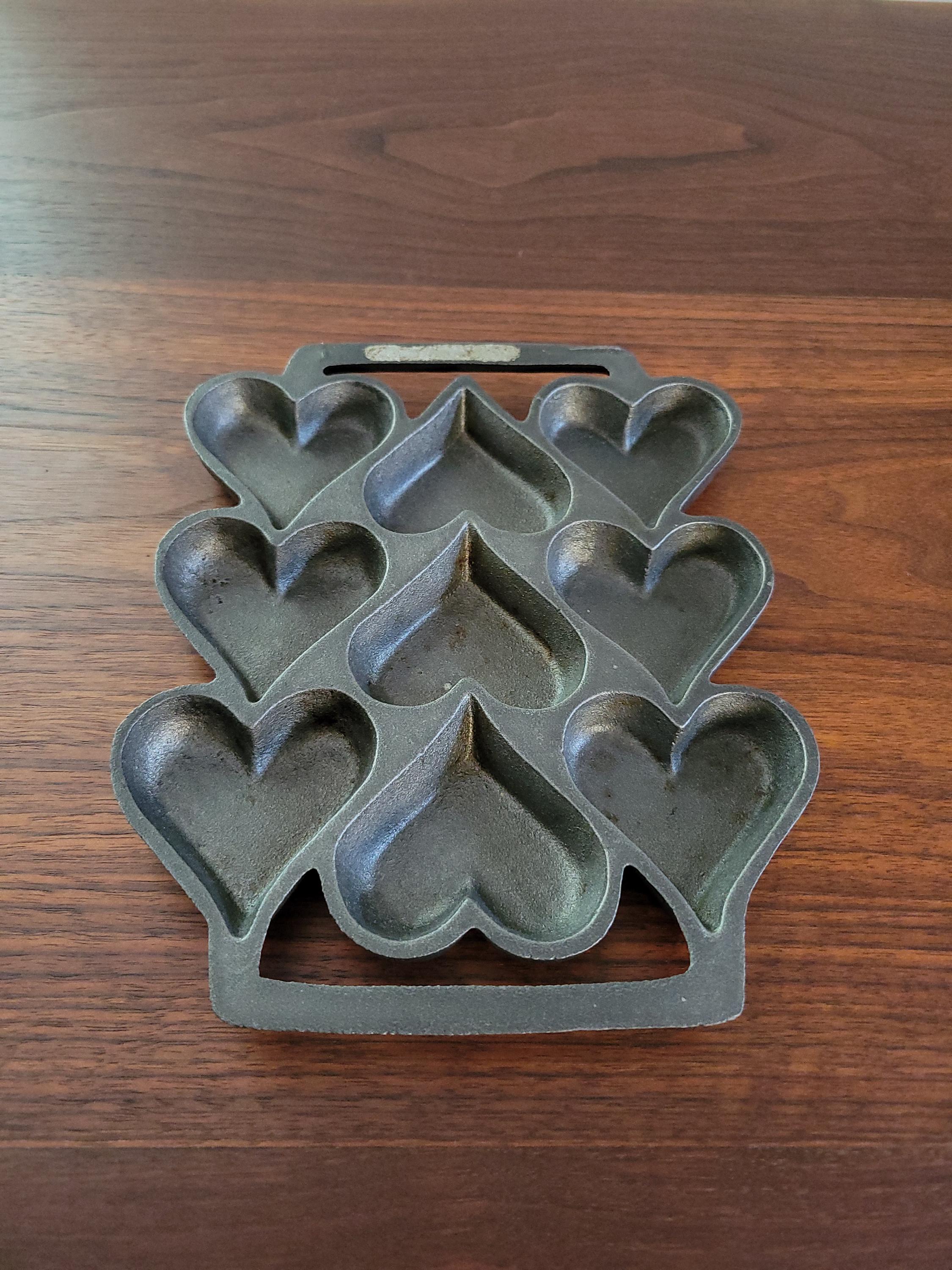 John Wright Iron Muffin Pan - Etsy