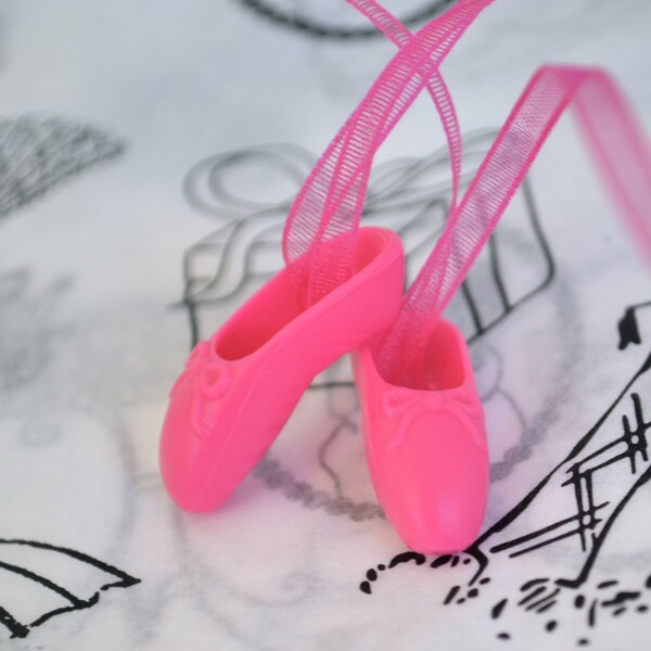 Vintage Bright Pink Ballet Slippers for Blythe, Barbie or similar size doll
