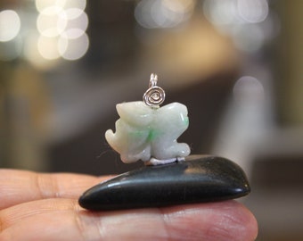 Jade Rabbit Pendant, Beautifully Carved, Sterling Silver Wire Handwrapped Pendant, Birth Animals, Chinese Zodiac