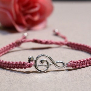 Pulseira de clave de sol em prata esterlina