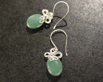 Elegant Dangle Swirl . Green Aventurine . Silver Wire Wrapped . Earrings
