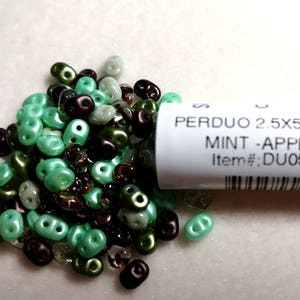 Antique Lace Mix - SuperDuo, 2.5x5mm 22g Antique Lace Mix - SuperDuo, 2.5x5mm 22g