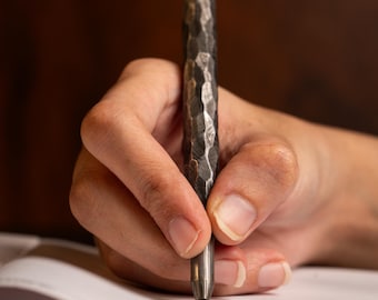 Hammered Damascus Steel Pen with Cap | Handmade Luxury Writing Instrument | Groom’s Gift, Engraved Graduation Gift | Extra Refill & Box