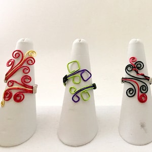Avenging Hero Team inspirierte Twist und Spirale einstellbare Draht Ring