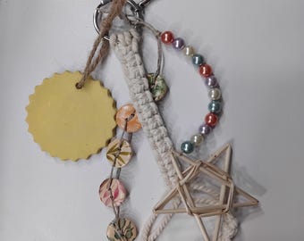 Basketwork key ring and company (macrame, ceramic, beads, etc.)