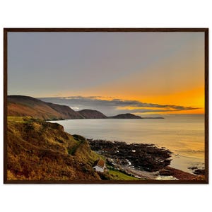 Niarbyl Sunset Isle of Man Poster con cornice in legno di qualità museale su carta opaca 18x24 pollici