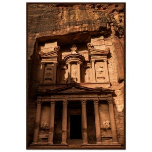 Al-Khazneh (Il Tesoro), Petra, Giordania Poster con cornice in legno su carta opaca di qualità museale, 24x36 pollici