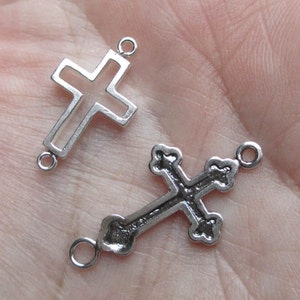 Sterling Silver Open Cross Link o Darked Solid Cross Link - Si sceglie quale