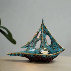Zeilbootkaarshouder, blauwe kandelaar, keramische kandelaar, handgemaakte aardewerkhouder, verjaardagscadeaus, kerstcadeau, woondecoratie