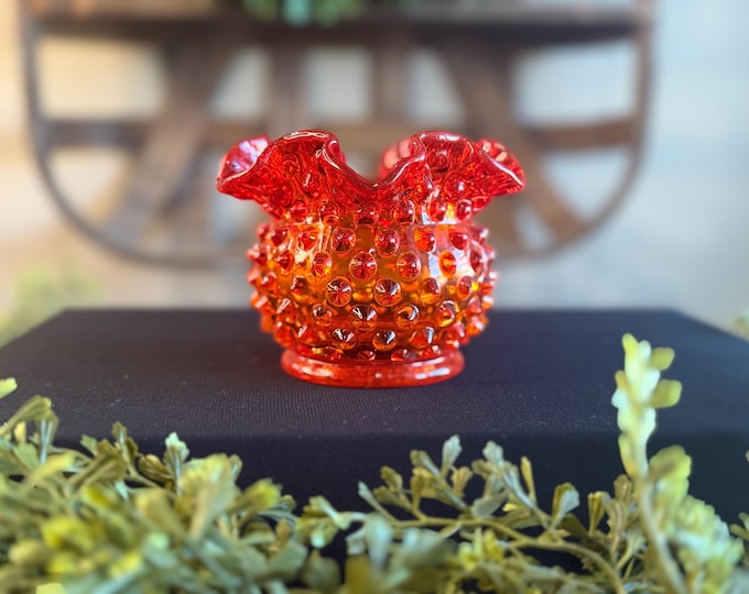 Vintage Fenton Glass Amberina Hobnail Ruffled Rose Bowl