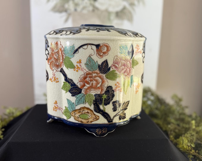 Japanese Andrea by Sadel Satsuma vase