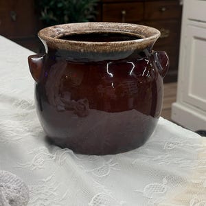 Vintage Hull Pottery Brown Drip Glaze Bean Pot Crock | Hull USA Stoneware | Two Handle Pottery Planter