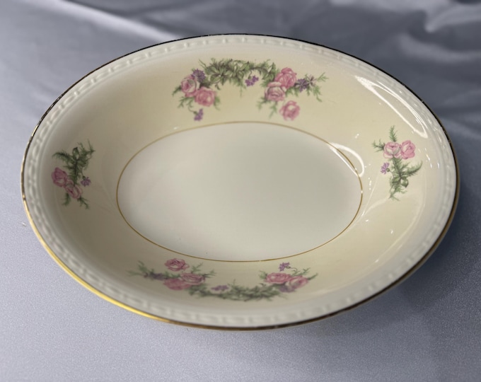 Homer Laughlin eggshell berry/dessert bowl