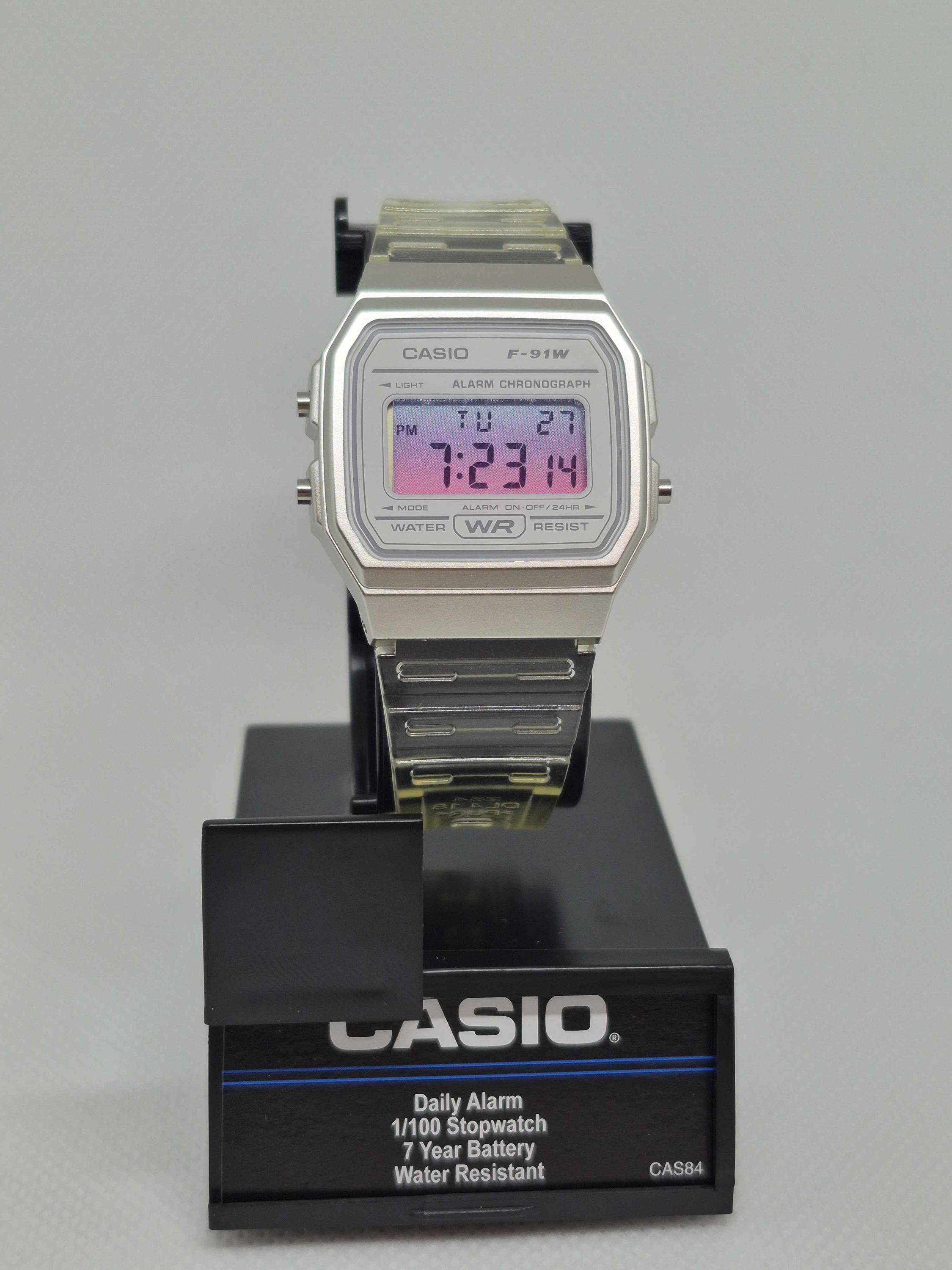 F 91w case - Etsy 日本