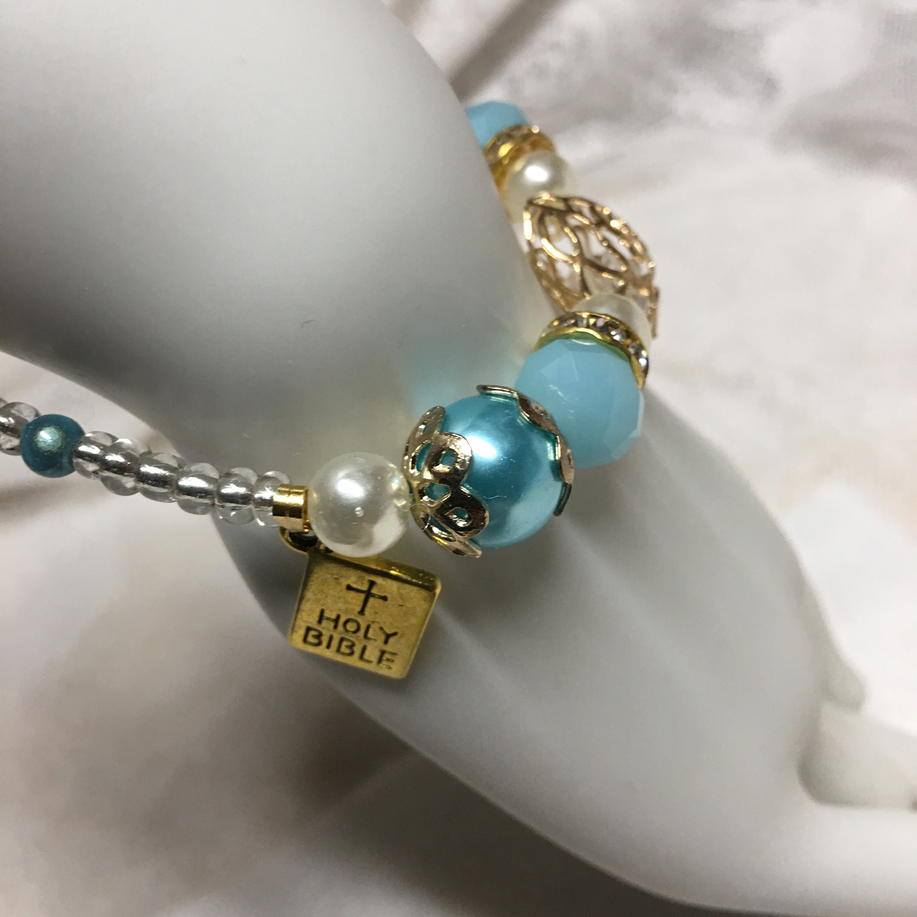 CHRISTIAN GIRL Bracelet, beautiful beads and Christian charms