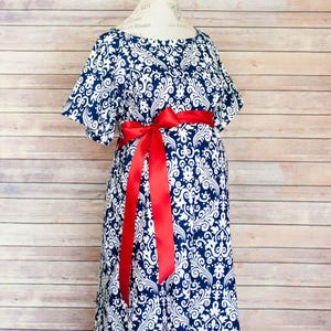 Maternity Hospital Delivery Gown - Snaps for Breastfeeding, Skin to Skin, and Epidural - Perfect Baby Shower Gift - Navy Paisley
