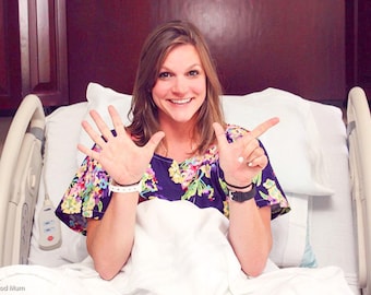 Maternity Labor and Delivery Gown and Robe | Perfect Hospital Set - Navy Chevron