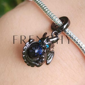 Toothless Charm Blue Stone