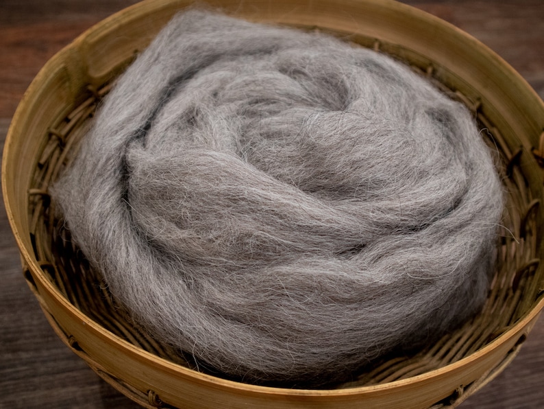 Icelandic Wool 4 oz Combed Top / Roving for Spinning and Felting image 2