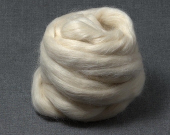 Wensleydale Wool Fiber - Undyed Roving for Spinning or Felting (4 oz)