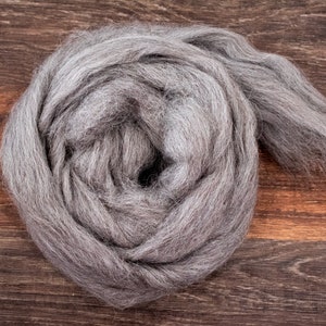 Icelandic Wool 4 oz Combed Top / Roving for Spinning and Felting image 1