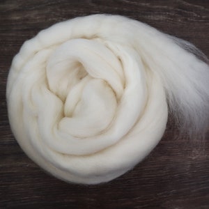 Blue Face Leicester (BFL) Wool Roving (Combed Top) - Undyed Spinning or Felting Fiber (4oz)