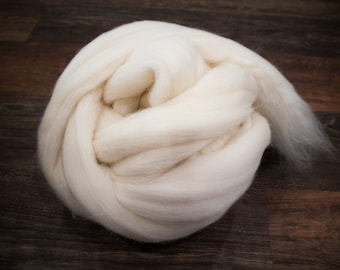 Shetland Wool - Natural White - (4oz)  | Combed Top / Roving for Spinning and Felting