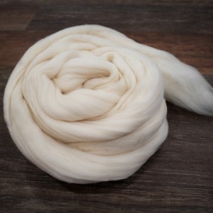 Rambouillet Wool Roving Combed Top for Felting or Spinning image 3