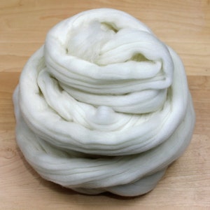 Cormo Wool - Undyed Roving for Spinning or Felting (4oz)