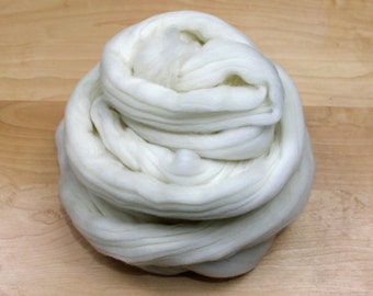 Cormo Wool - Undyed Roving for Spinning or Felting (4oz)