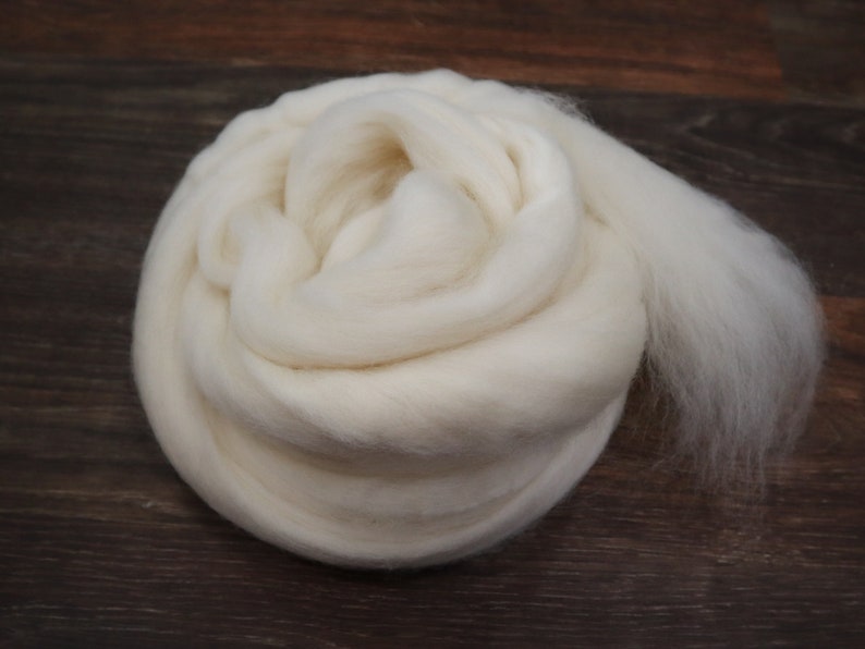 Blue Face Leicester BFL Wool Roving Combed Top Undyed Spinning or Felting Fiber 4oz image 2