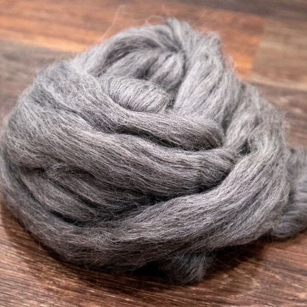 Gray Gotland Wool Top (4oz) | Undyed Roving for Spinning or Felting