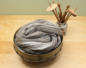 Oatmeal BFL / Silk (4oz) | Combed Top / Roving for Spinning and Felting
