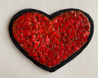 Red Heart- Shaped Eggshell Mosaic  Basket Center Pine Needle Basket Base  - Item C261