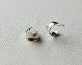 Favor Hoops Convex chubby earring hoops