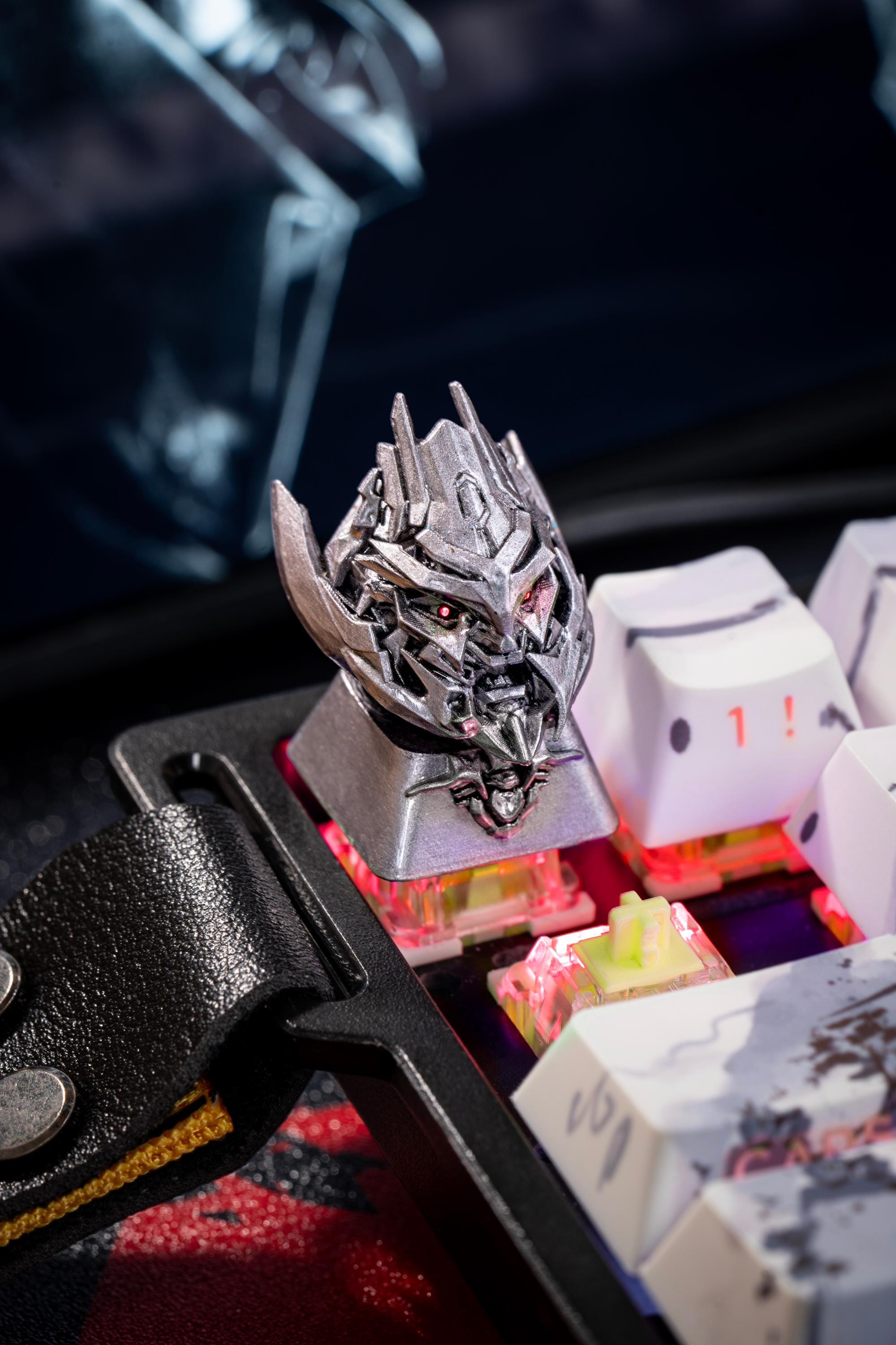 Megatron keycap,Transformers keycap,esc keycap，High-precision 3D-printed resin keycap,Handmade Light-Up Keycap，personalized gifts