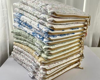 Wildflower Collection | Small Quilted Zip Book Sleeve | Australian Handmade