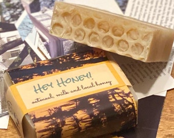 Hey Honey Soap / Scented Soap Bar / Cold Process Oatmeal Soaps / Homemade Soap