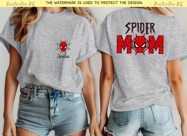 Puede incluir: Camiseta gris jaspeada con dise&ntilde;o de Spider-Man. La parte delantera tiene un peque&ntilde;o logo de Spider-Man y el nombre "Amelia". La parte trasera muestra "SPIDER MOM" con un gr&aacute;fico de Spider-Man. Prenda de vestir informal.