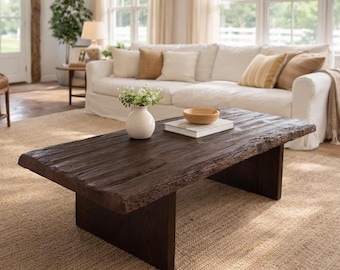Live Edge Tisch, rustikaler Massivholz Couchtisch für das Bauernhaus Wohnzimmer