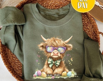 Retro Highland Cow Bunny Easter Sweatshirt, Easter Day Highland Cow Hoodie, Cute Cow Easter Sweater, Retro Easter Highland Cow Hoodie-BC065
