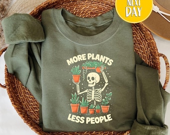 Sudadera "Más plantas, menos gente", sudadera con capucha para amantes de las plantas, suéter para mamá jardinera, sudadera de la era de las mamás jardineras, regalos para amantes de las plantas, suéter de esqueleto - BC274