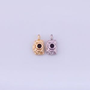 Pingente de câmera em ouro 18K com zircônias cúbicas, lembrancinha de viagem para pulseira ou colar, ideal para confecção de bijuterias DIY.